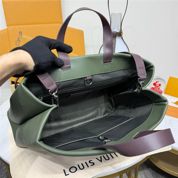 2026120184845969 260